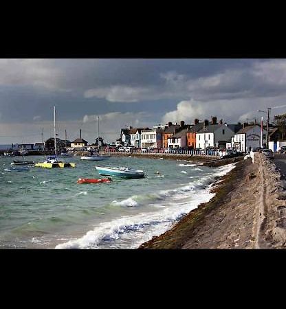 The Captains Wheel Skerries Bagian luar foto