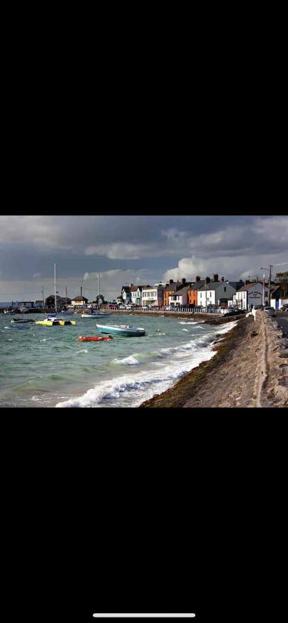 The Captains Wheel Skerries Bagian luar foto